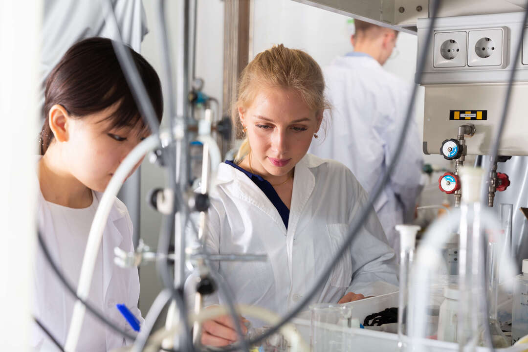 Life Sciences Facility Services | ISS Singapore